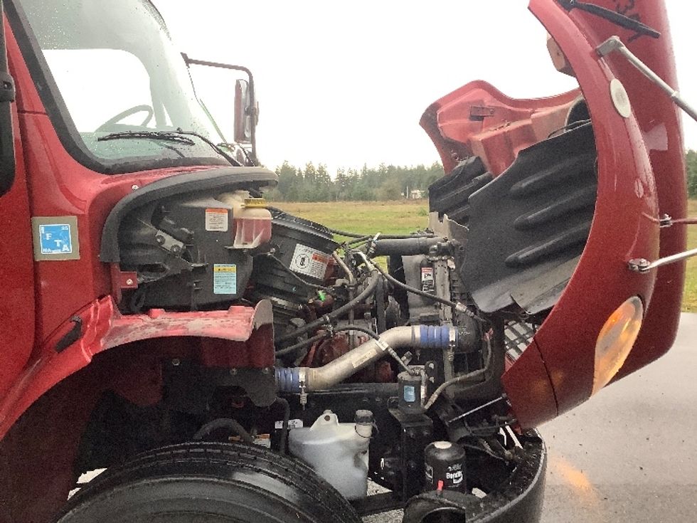 Refrigerated Truck-Light and Medium Duty Trucks-Freightliner-2022-M2-Lacey-WA-130,428\n\t\tmiles-$ 91,000 - Image 23