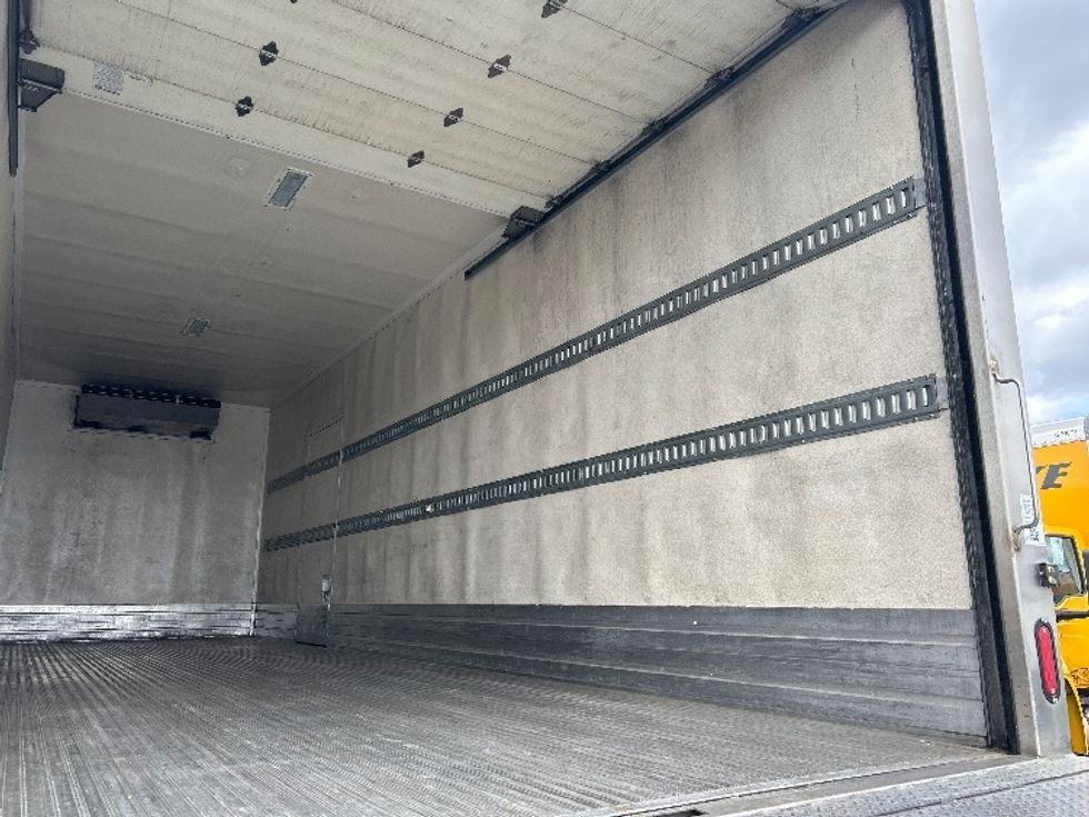 Refrigerated Truck-Light and Medium Duty Trucks-Freightliner-2022-M2-Madison-AL-291,101\n\t\tmiles-$ 55,500 - Image 12