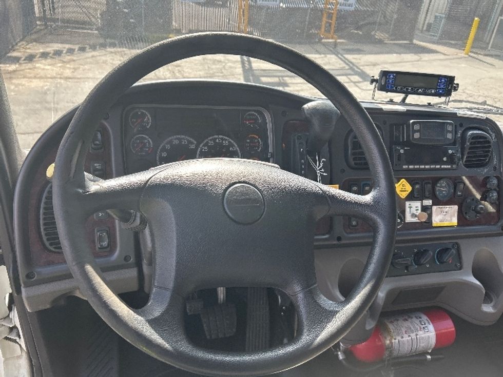 Refrigerated Truck-Light and Medium Duty Trucks-Freightliner-2022-M2-Madison-AL-291,101\n\t\tmiles-$ 55,500 - Image 18