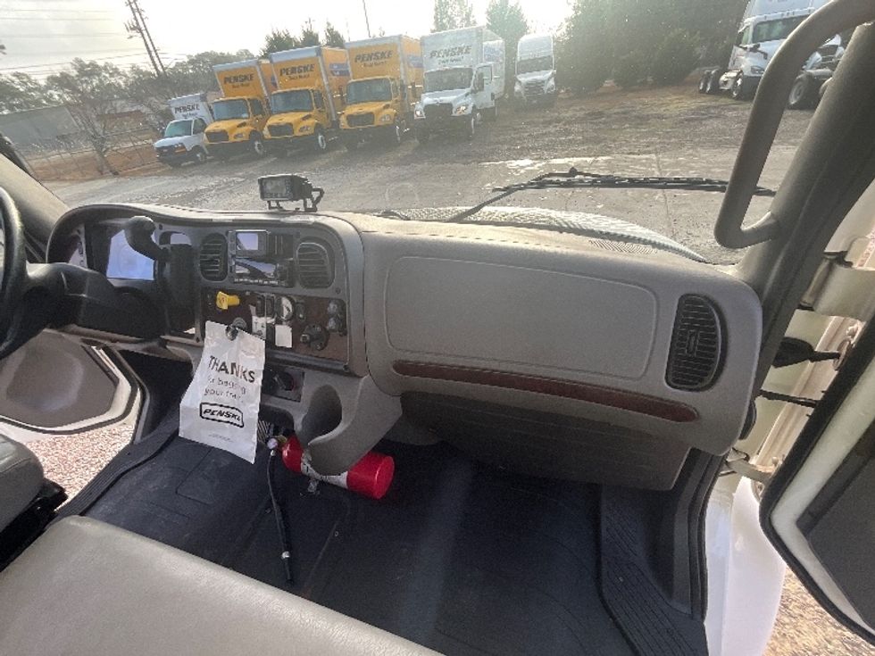 Refrigerated Truck-Light and Medium Duty Trucks-Freightliner-2022-M2-Mebane-NC-206,998\n\t\tmiles-$ 70,000 - Image 21