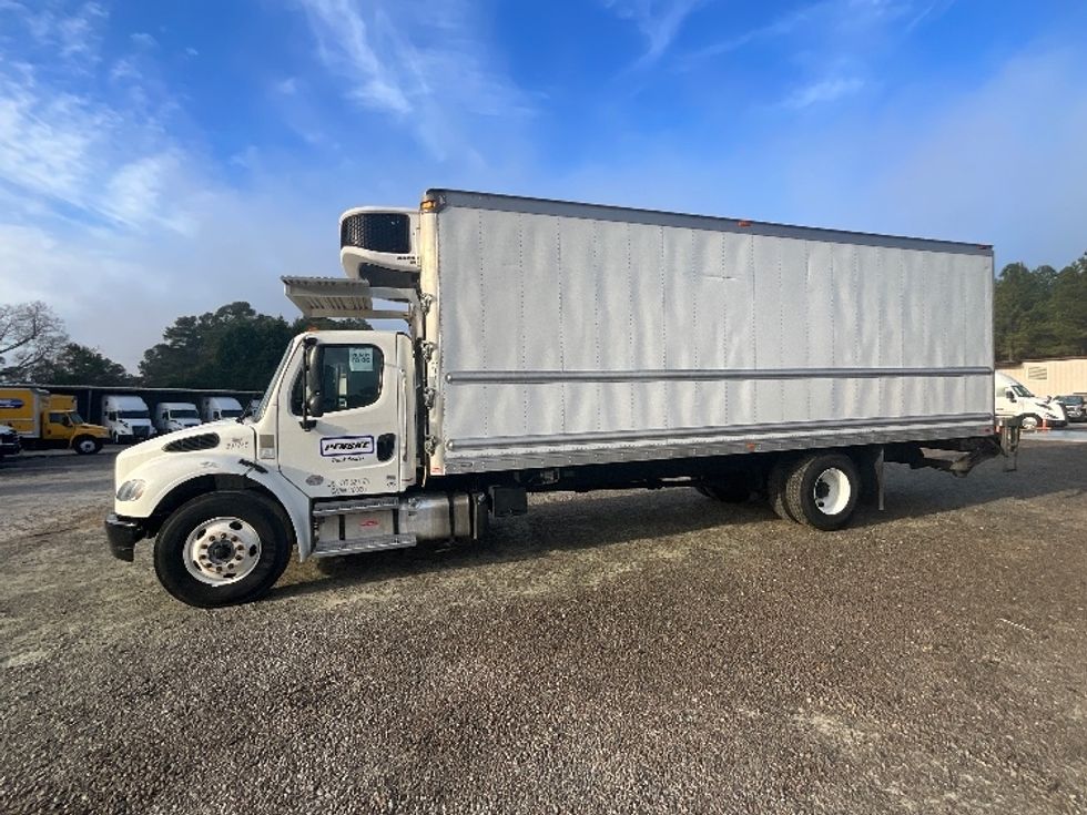 Refrigerated Truck-Light and Medium Duty Trucks-Freightliner-2022-M2-Mebane-NC-206,998\n\t\tmiles-$ 70,000 - Image 4