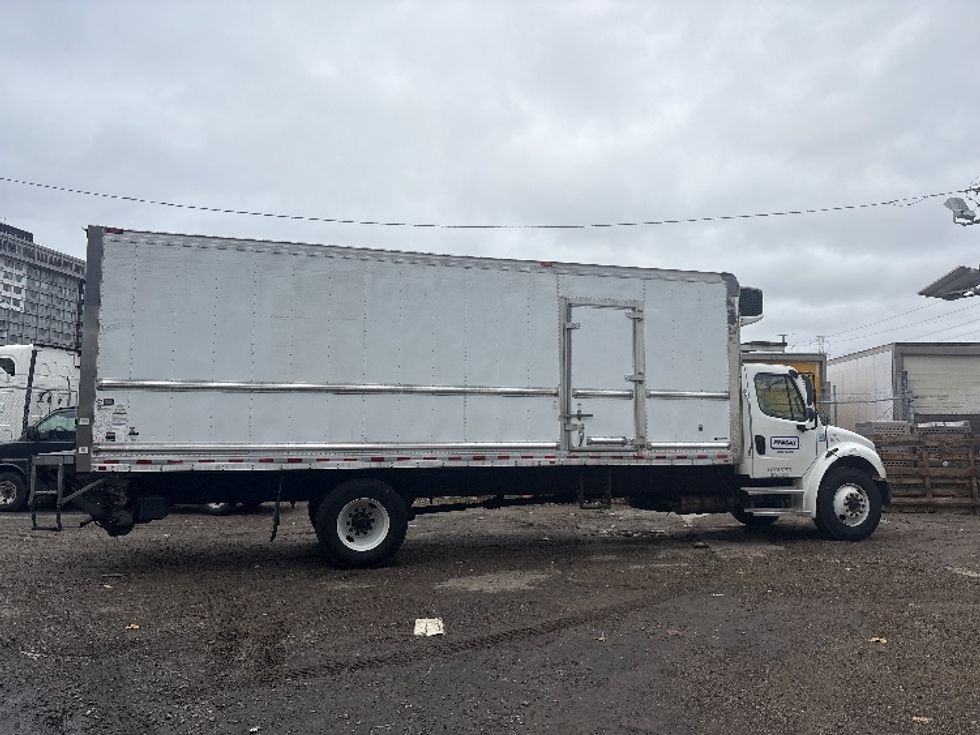 Refrigerated Truck-Light and Medium Duty Trucks-Freightliner-2022-M2-North Bergen-NJ-211,916\n\t\tmiles-$ 62,500 - Image 15