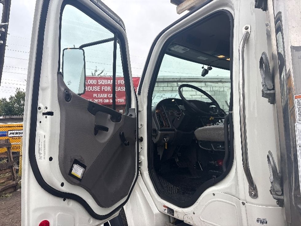 Refrigerated Truck-Light and Medium Duty Trucks-Freightliner-2022-M2-North Bergen-NJ-211,916\n\t\tmiles-$ 62,500 - Image 16