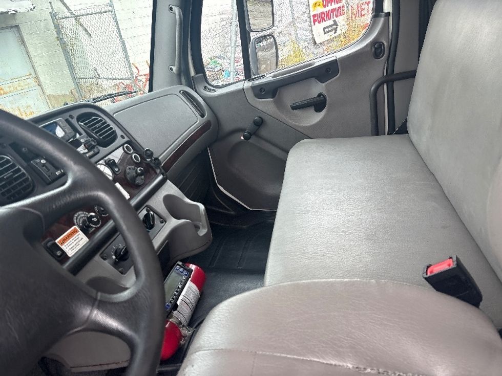 Refrigerated Truck-Light and Medium Duty Trucks-Freightliner-2022-M2-North Bergen-NJ-211,916\n\t\tmiles-$ 62,500 - Image 19