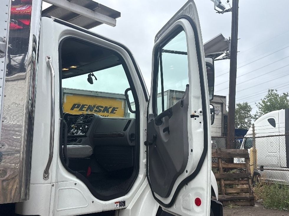 Refrigerated Truck-Light and Medium Duty Trucks-Freightliner-2022-M2-North Bergen-NJ-211,916\n\t\tmiles-$ 62,500 - Image 20