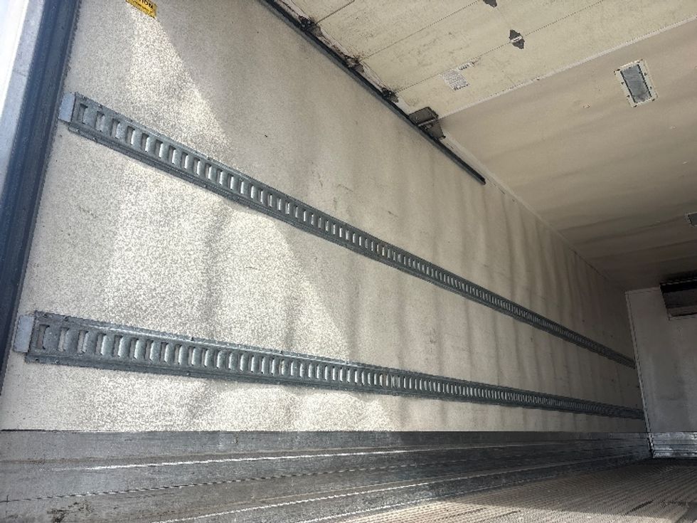 Refrigerated Truck-Light and Medium Duty Trucks-Freightliner-2022-M2-North Bergen-NJ-216,357\n\t\tmiles-$ 63,500 - Image 11
