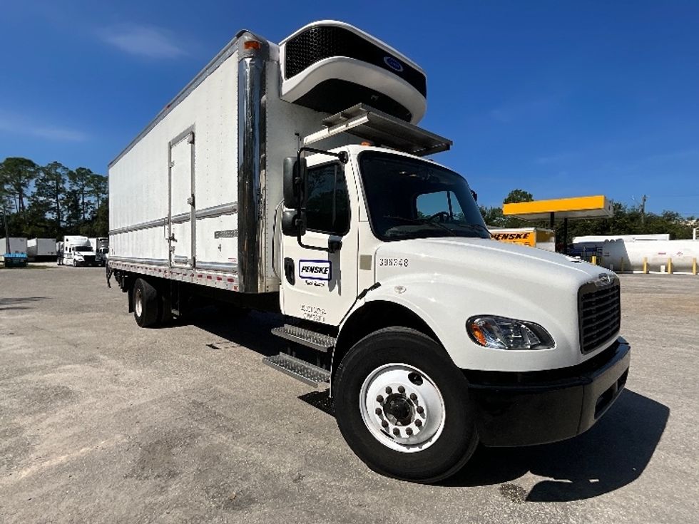 Refrigerated Truck-Light and Medium Duty Trucks-Freightliner-2022-M2-Orlando-FL-209,737\n\t\tmiles-$ 68,000 - Image 1