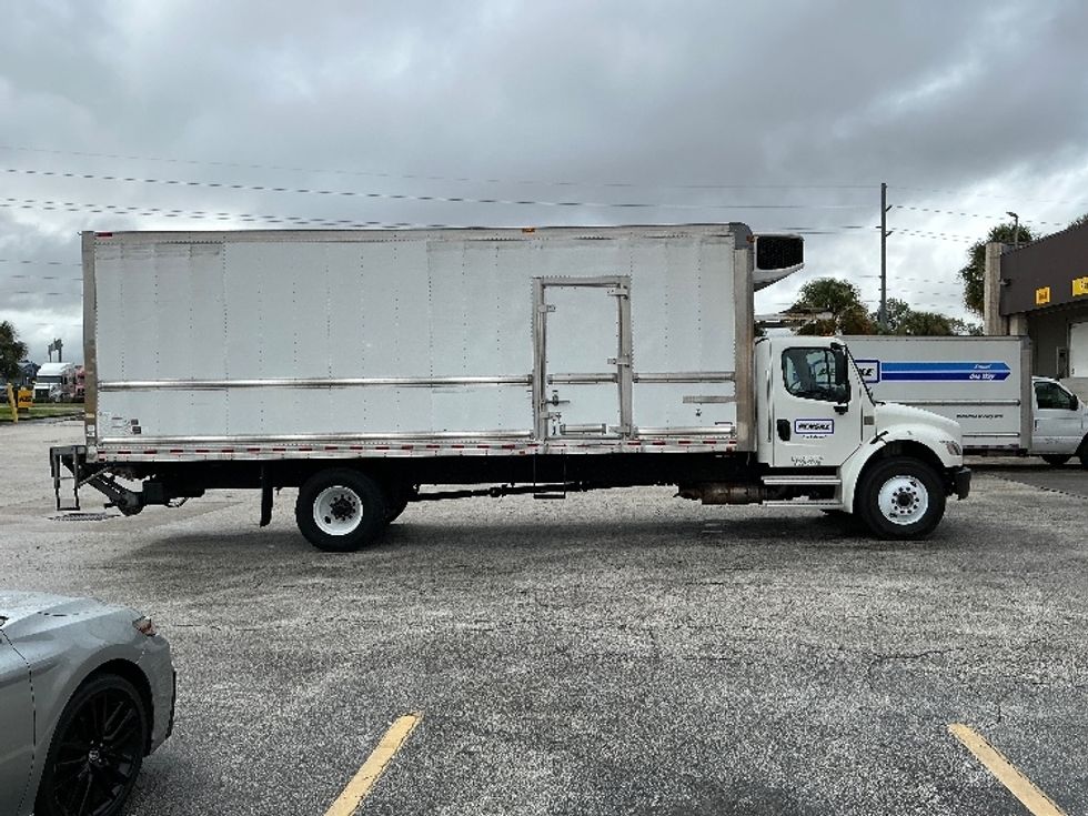 Refrigerated Truck-Light and Medium Duty Trucks-Freightliner-2022-M2-Orlando-FL-245,637\n\t\tmiles-$ 61,250 - Image 15