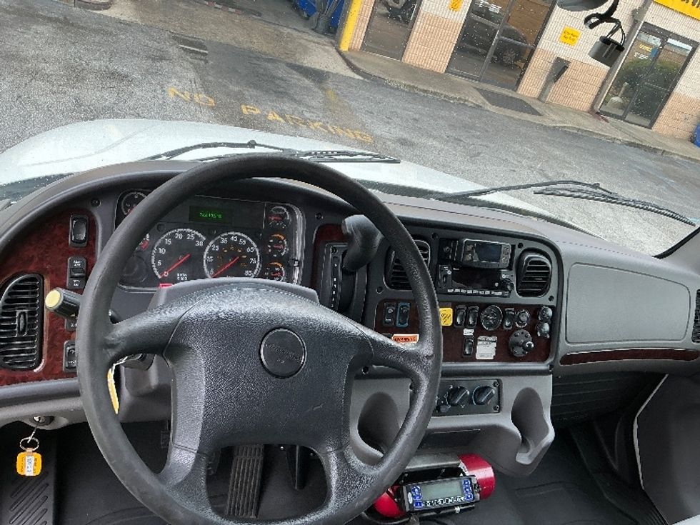 Refrigerated Truck-Light and Medium Duty Trucks-Freightliner-2022-M2-Orlando-FL-245,637\n\t\tmiles-$ 61,250 - Image 18