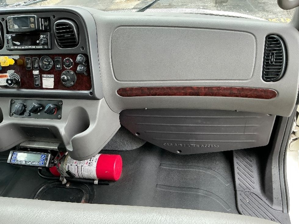 Refrigerated Truck-Light and Medium Duty Trucks-Freightliner-2022-M2-Orlando-FL-245,637\n\t\tmiles-$ 61,250 - Image 21