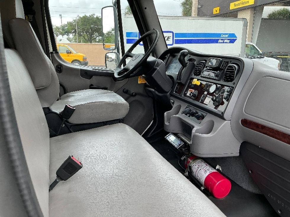 Refrigerated Truck-Light and Medium Duty Trucks-Freightliner-2022-M2-Orlando-FL-245,637\n\t\tmiles-$ 61,250 - Image 22