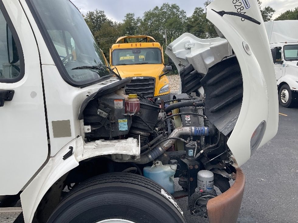 Refrigerated Truck-Light and Medium Duty Trucks-Freightliner-2022-M2-Piqua-OH-218,285\n\t\tmiles-$ 66,000 - Image 21