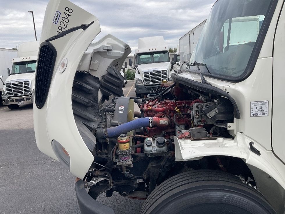 Refrigerated Truck-Light and Medium Duty Trucks-Freightliner-2022-M2-Piqua-OH-218,285\n\t\tmiles-$ 66,000 - Image 22