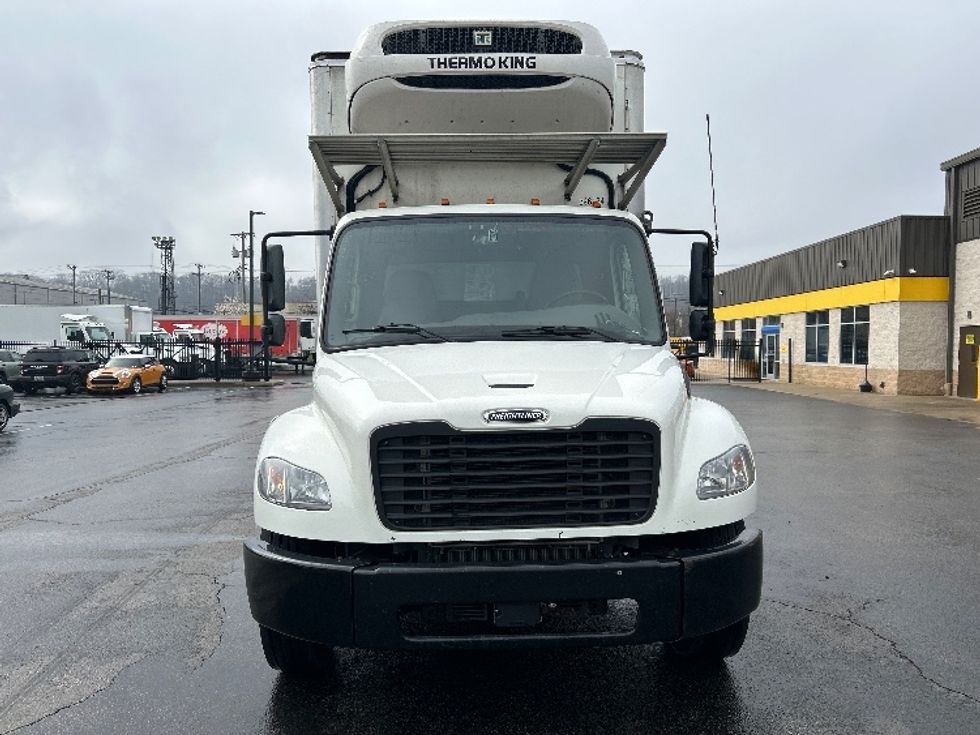 Refrigerated Truck-Light and Medium Duty Trucks-Freightliner-2022-M2-Pittsburgh-PA-222,058\n\t\tmiles-$ 62,000 - Image 2