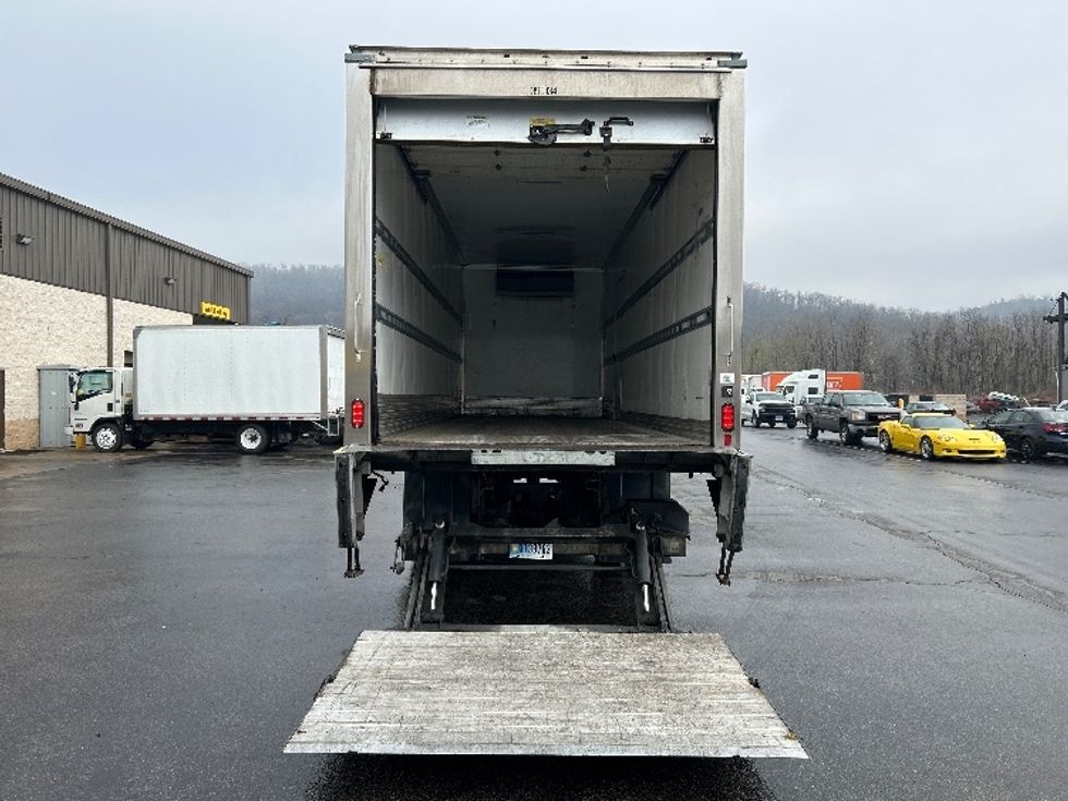 Refrigerated Truck-Light and Medium Duty Trucks-Freightliner-2022-M2-Pittsburgh-PA-222,058\n\t\tmiles-$ 62,000 - Image 9