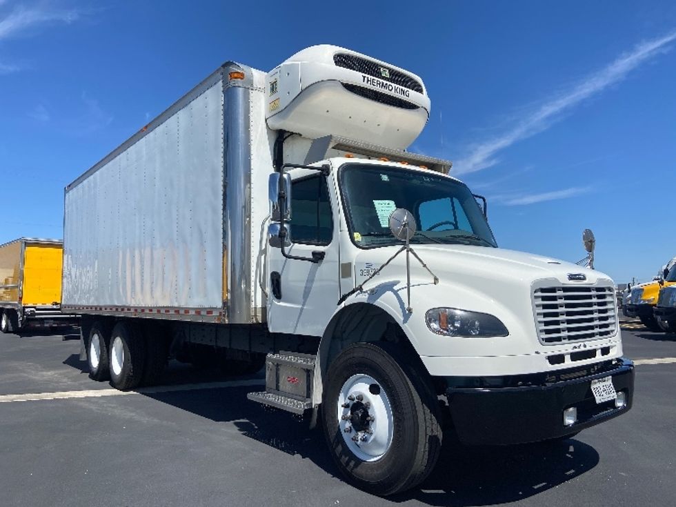 Refrigerated Truck-Light and Medium Duty Trucks-Freightliner-2022-M2-San Antonio-TX-319,546\n\t\tmiles-$ 44,750 - Image 1