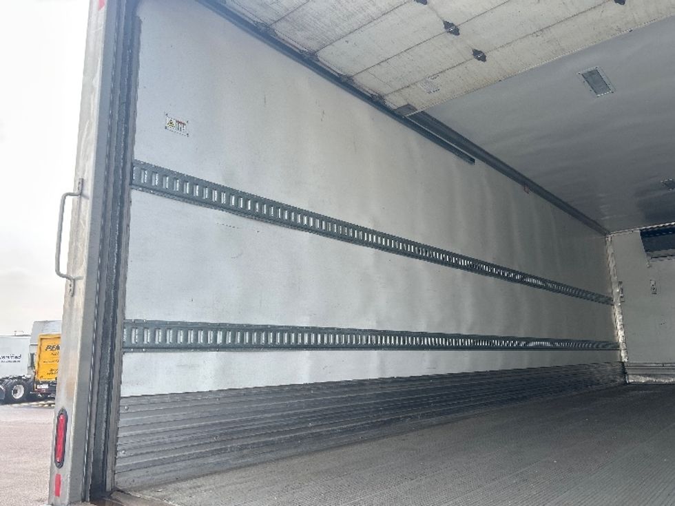 Refrigerated Truck-Light and Medium Duty Trucks-Freightliner-2022-M2-Sturtevant-WI-257,149\n\t\tmiles-$ 46,250 - Image 11