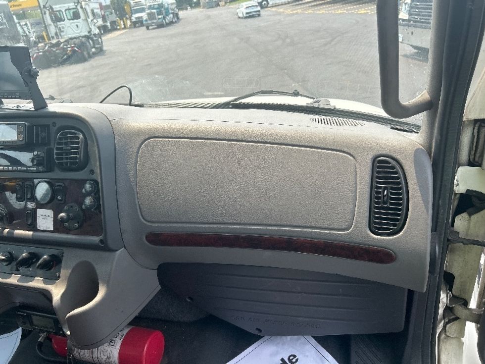 Refrigerated Truck-Light and Medium Duty Trucks-Freightliner-2022-M2-Sturtevant-WI-257,149\n\t\tmiles-$ 46,250 - Image 21