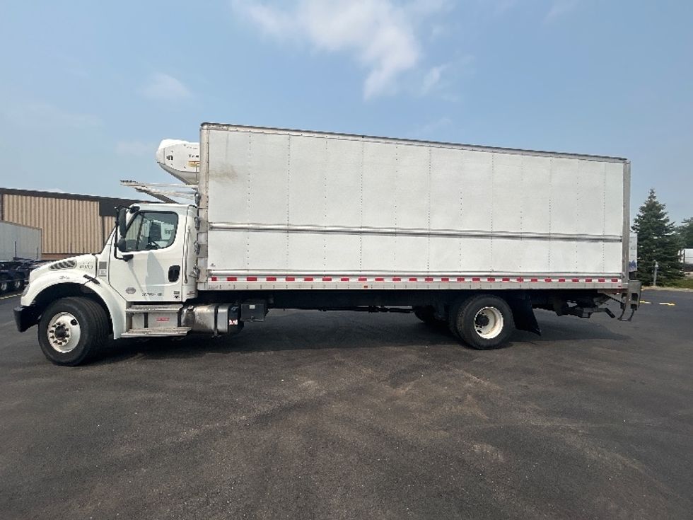 Refrigerated Truck-Light and Medium Duty Trucks-Freightliner-2022-M2-Sturtevant-WI-257,149\n\t\tmiles-$ 46,250 - Image 4