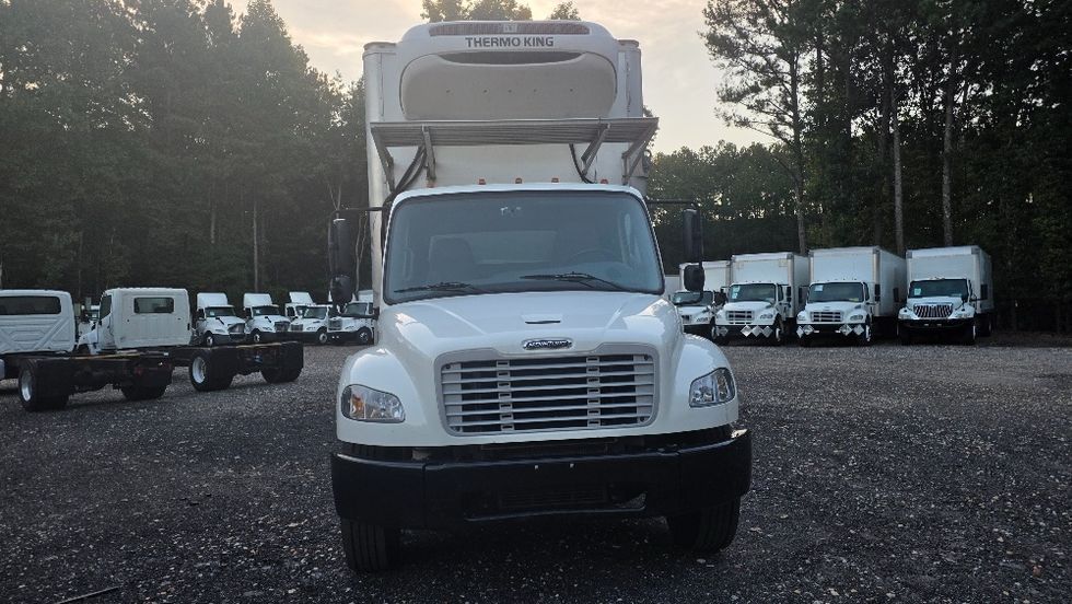 Refrigerated Truck-Light and Medium Duty Trucks-Freightliner-2022-M2-Suwanee-GA-266,452\n\t\tmiles-$ 56,000 - Image 2
