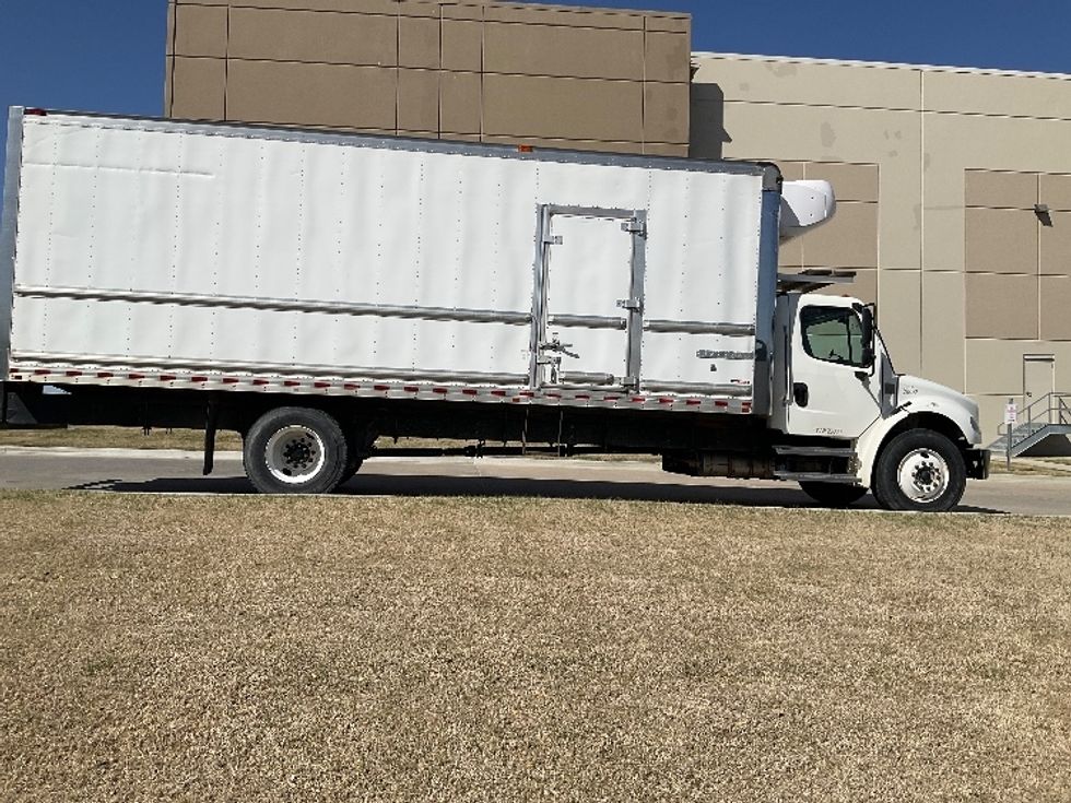 Refrigerated Truck-Light and Medium Duty Trucks-Freightliner-2022-M2-Tulsa-OK-216,201\n\t\tmiles-$ 57,750 - Image 15