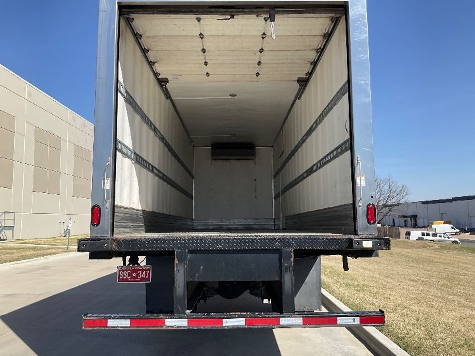Refrigerated Truck-Light and Medium Duty Trucks-Freightliner-2022-M2-Tulsa-OK-216,201\n\t\tmiles-$ 57,750 - Image 9