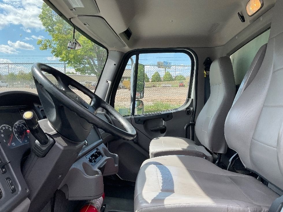 Refrigerated Truck-Light and Medium Duty Trucks-Freightliner-2022-M2-West Valley City-UT-162,269\n\t\tmiles-$ 73,750 - Image 19