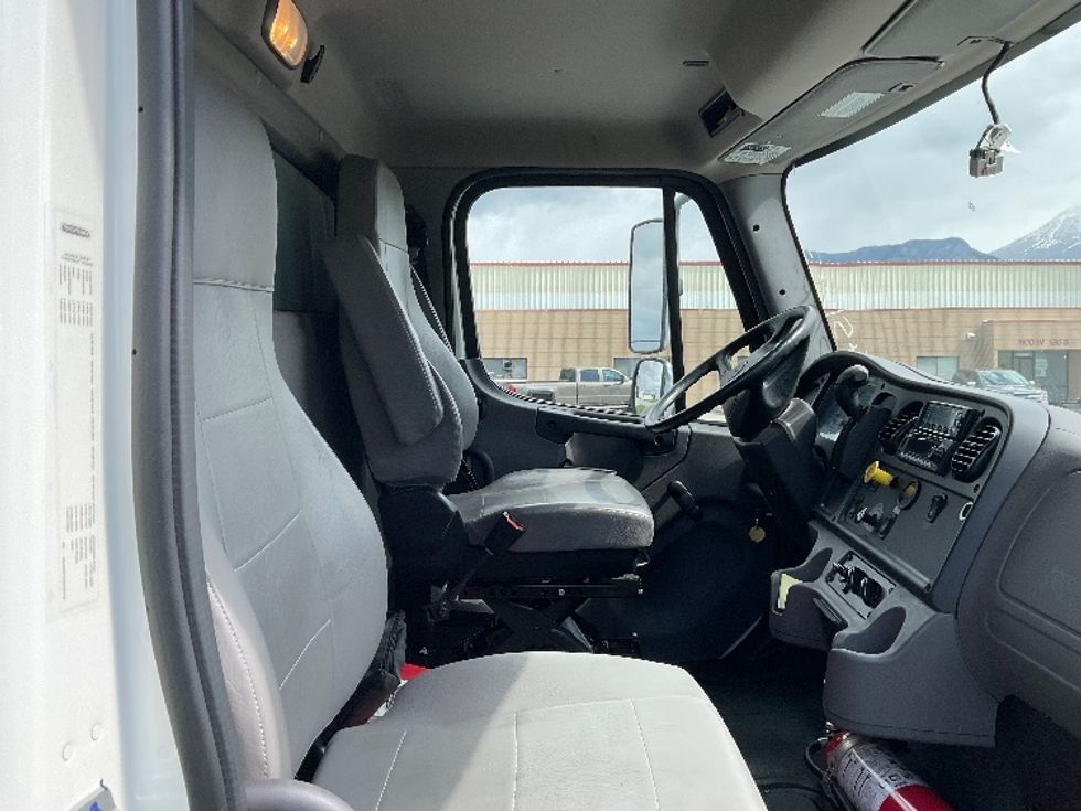 Refrigerated Truck-Light and Medium Duty Trucks-Freightliner-2022-M2-West Valley City-UT-162,269\n\t\tmiles-$ 73,750 - Image 22