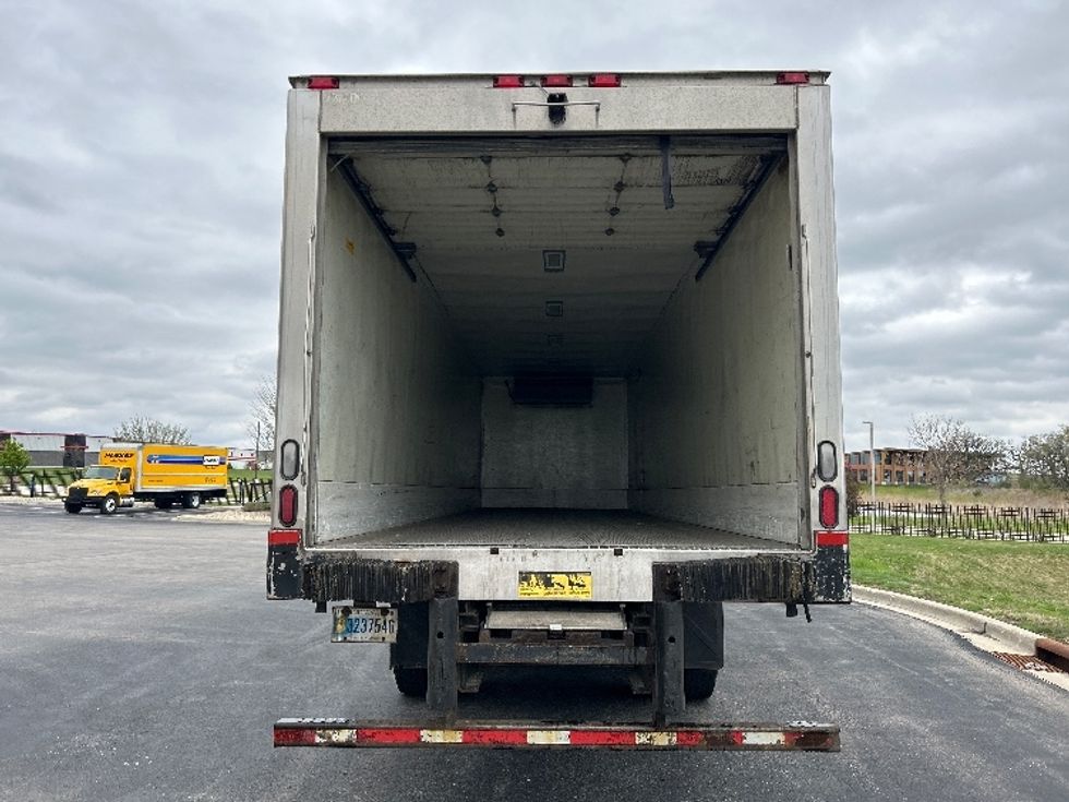 Refrigerated Truck-Light and Medium Duty Trucks-Freightliner-2022-M2-Windsor-WI-183,195\n\t\tmiles-$ 77,750 - Image 8