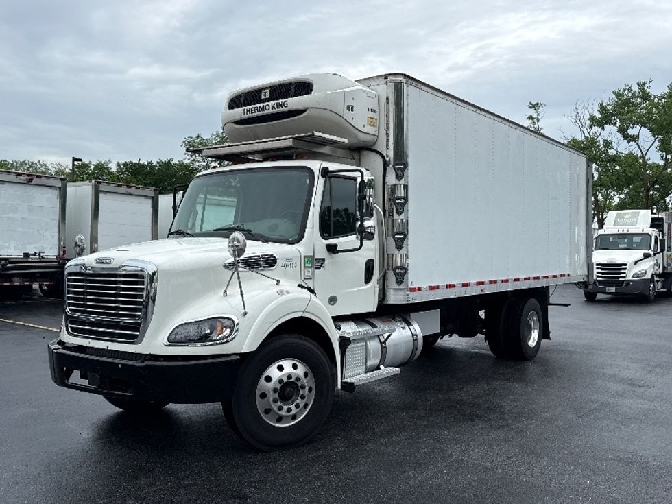 Refrigerated Truck-Light and Medium Duty Trucks-Freightliner-2022-M211242S-Jessup-MD-418,727\n\t\tmiles-$ 81,000 - Image 3