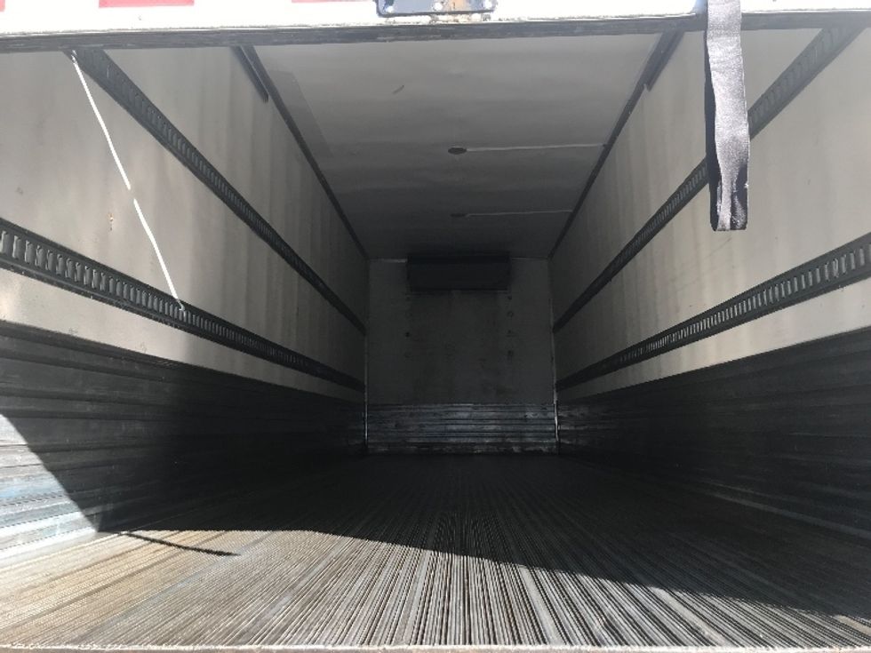 Refrigerated Truck-Light and Medium Duty Trucks-Freightliner-2022-M211264S-Prince George-VA-234,162\n\t\tmiles-$ 130,250 - Image 8