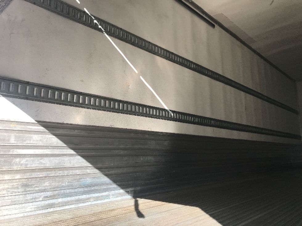 Refrigerated Truck-Light and Medium Duty Trucks-Freightliner-2022-M211264S-Prince George-VA-234,162\n\t\tmiles-$ 130,250 - Image 10