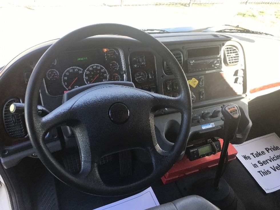 Refrigerated Truck-Light and Medium Duty Trucks-Freightliner-2022-M211264S-Prince George-VA-234,162\n\t\tmiles-$ 130,250 - Image 18