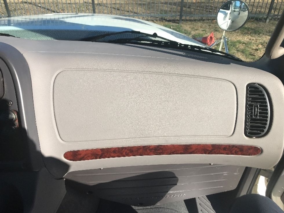 Refrigerated Truck-Light and Medium Duty Trucks-Freightliner-2022-M211264S-Prince George-VA-234,162\n\t\tmiles-$ 130,250 - Image 21