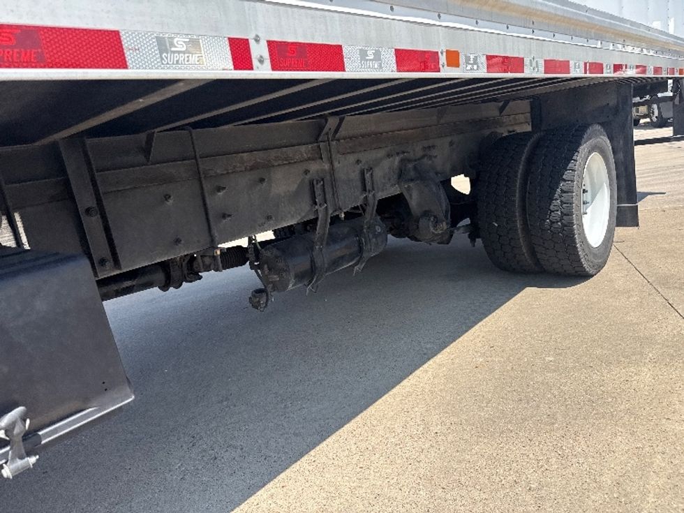 Refrigerated Truck-Light and Medium Duty Trucks-Freightliner-2023-M2-Arlington-TX-89,200\n\t\tmiles-$ 75,500 - Image 5