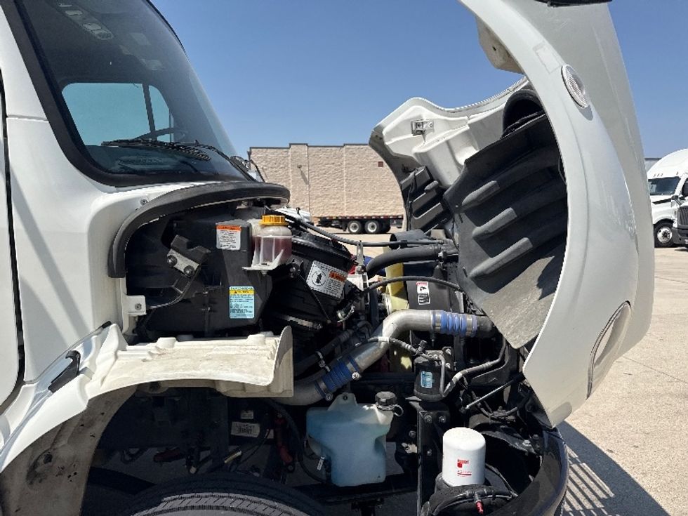 Refrigerated Truck-Light and Medium Duty Trucks-Freightliner-2023-M2-Fort Worth-TX-69,264\n\t\tmiles-$ 84,000 - Image 20