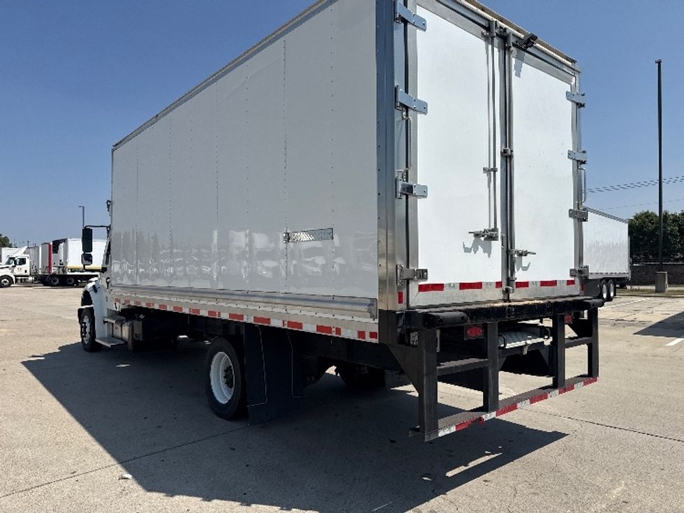 Refrigerated Truck-Light and Medium Duty Trucks-Freightliner-2023-M2-Fort Worth-TX-69,264\n\t\tmiles-$ 84,000 - Image 6