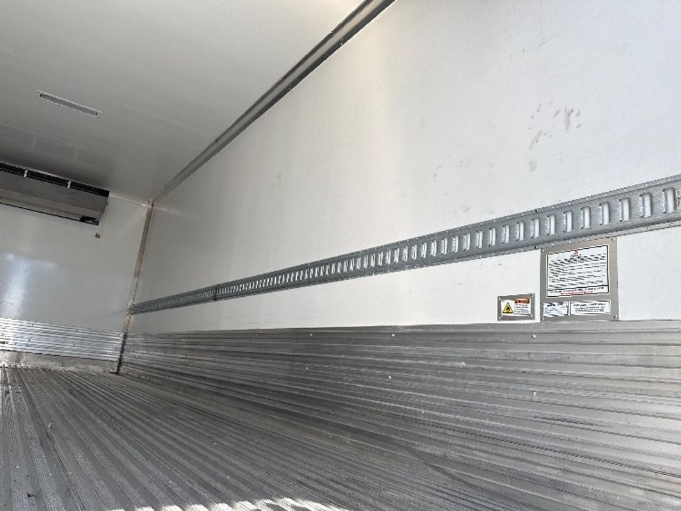 Refrigerated Truck-Light and Medium Duty Trucks-Freightliner-2023-M2-Fort Worth-TX-69,264\n\t\tmiles-$ 84,000 - Image 9