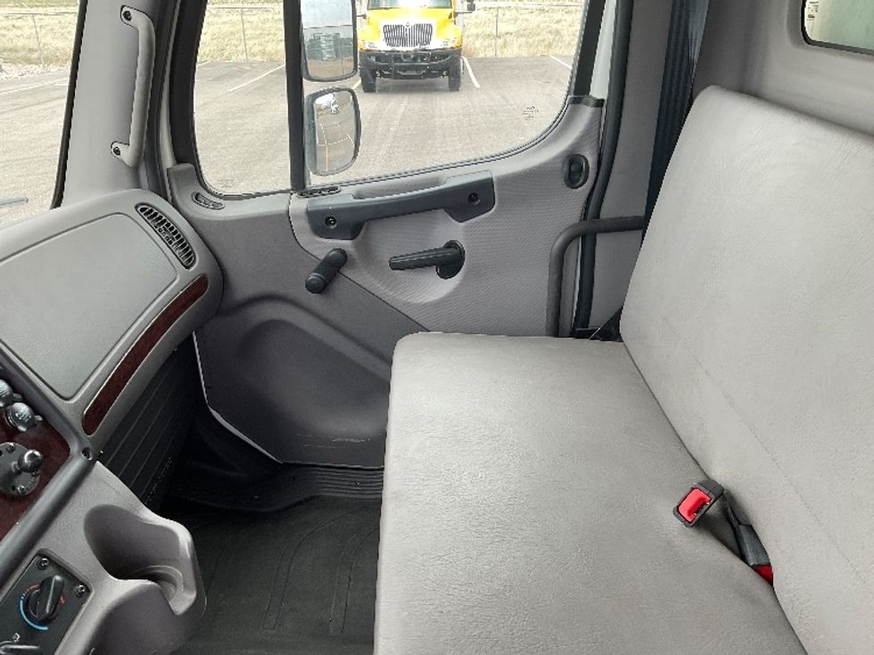 Refrigerated Truck-Light and Medium Duty Trucks-Freightliner-2023-M2-Idaho Falls-ID-84,934\n\t\tmiles-$ 92,000 - Image 17