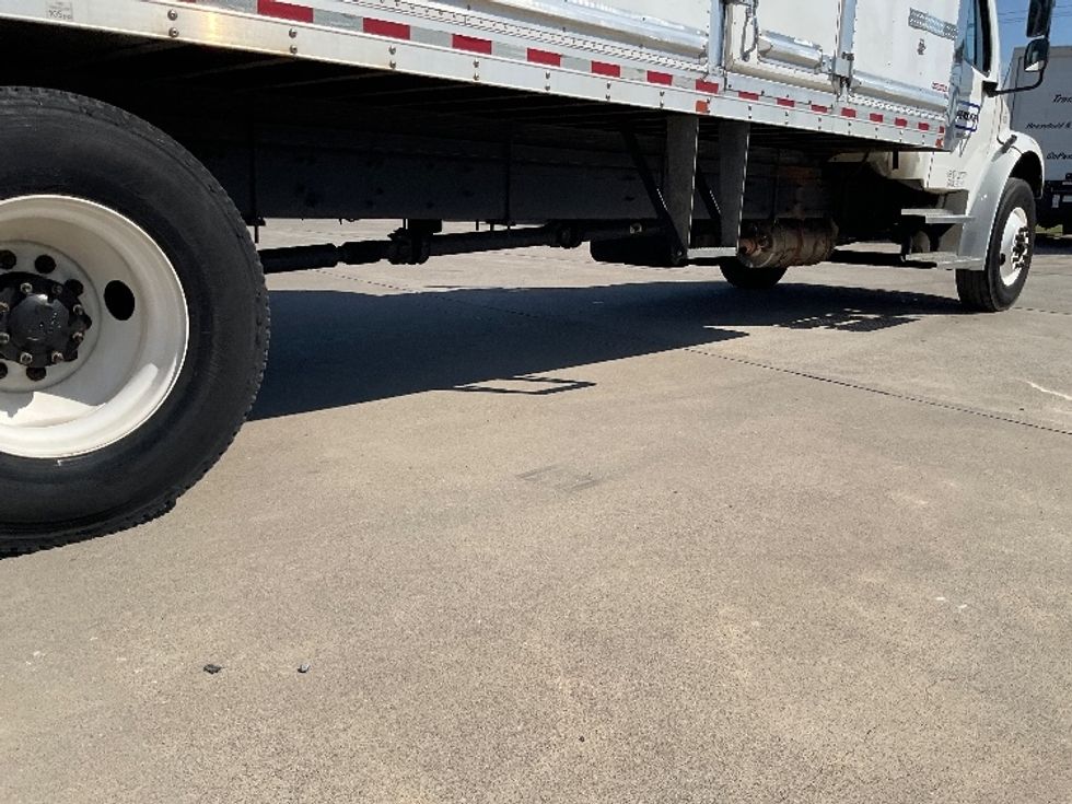 Refrigerated Truck-Light and Medium Duty Trucks-Freightliner-2023-M2-Knoxville-TN-273,752\n\t\tmiles-$ 67,750 - Image 14