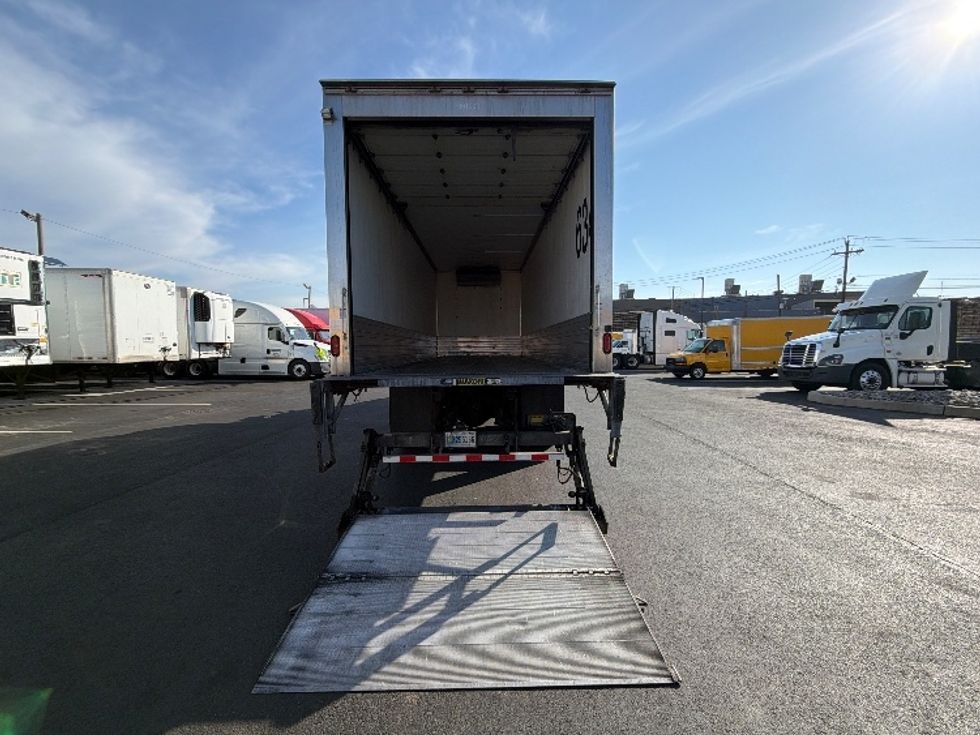 Refrigerated Truck-Light and Medium Duty Trucks-Freightliner-2023-M2-Linden-NJ-123,522\n\t\tmiles-$ 95,750 - Image 9