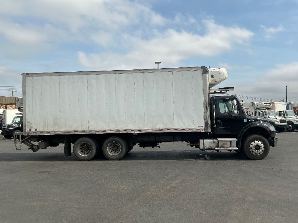 Refrigerated Truck-Light and Medium Duty Trucks-Freightliner-2023-M2-Linden-NJ-133,680\n\t\tmiles-$ 94,000 - Image 15