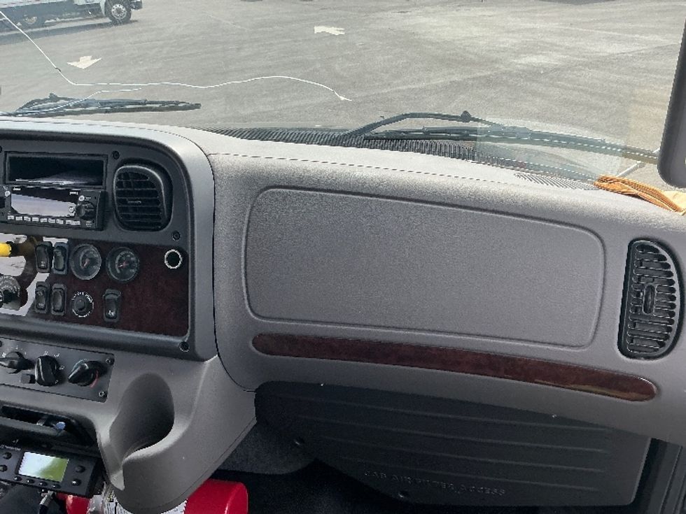 Refrigerated Truck-Light and Medium Duty Trucks-Freightliner-2023-M2-Linden-NJ-133,680\n\t\tmiles-$ 94,000 - Image 20