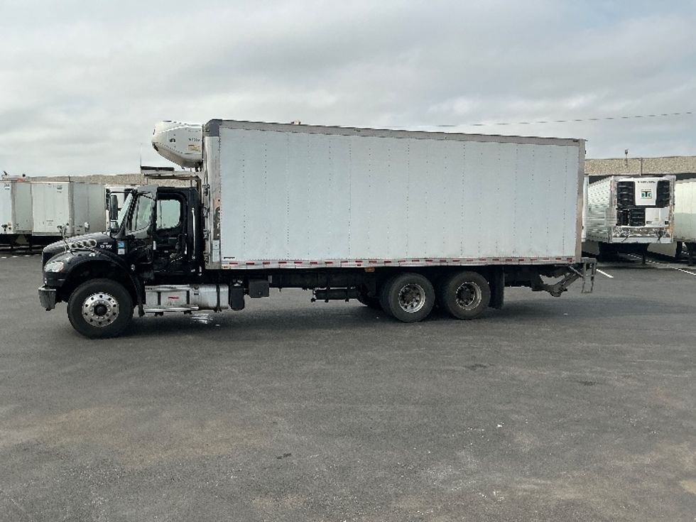 Refrigerated Truck-Light and Medium Duty Trucks-Freightliner-2023-M2-Linden-NJ-133,680\n\t\tmiles-$ 94,000 - Image 4