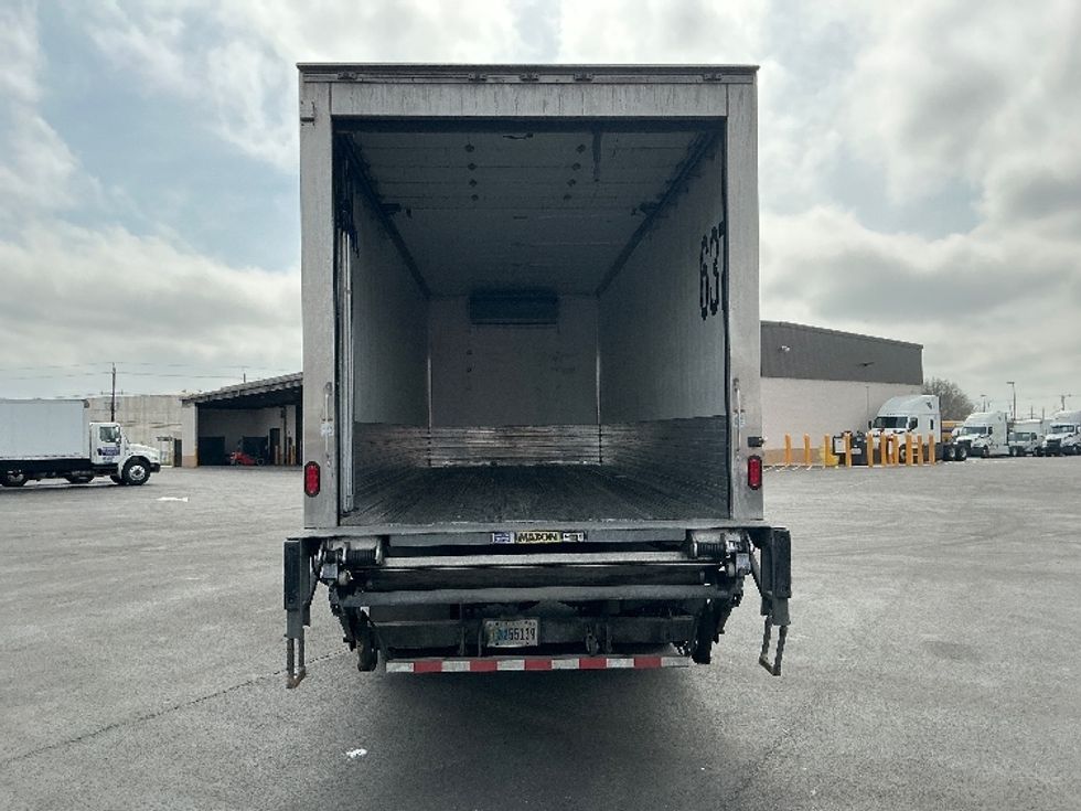 Refrigerated Truck-Light and Medium Duty Trucks-Freightliner-2023-M2-Linden-NJ-133,680\n\t\tmiles-$ 94,000 - Image 8