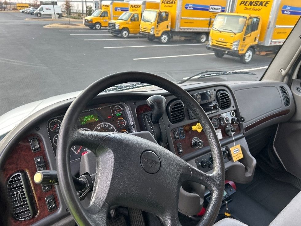 Refrigerated Truck-Light and Medium Duty Trucks-Freightliner-2023-M2-Madison-AL-232,726\n\t\tmiles-$ 75,500 - Image 18