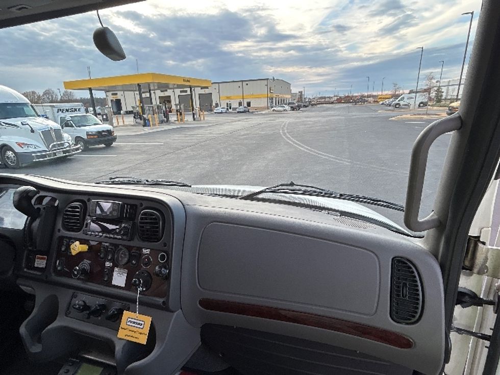 Refrigerated Truck-Light and Medium Duty Trucks-Freightliner-2023-M2-Madison-AL-232,726\n\t\tmiles-$ 75,500 - Image 21