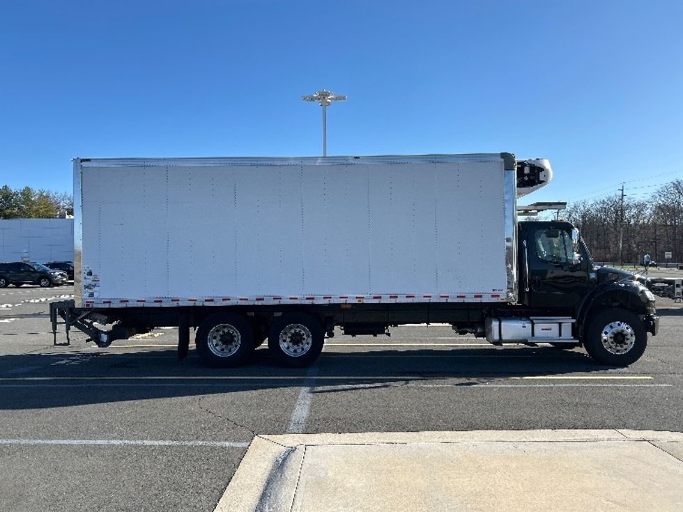 Refrigerated Truck-Light and Medium Duty Trucks-Freightliner-2023-M2-Monmouth Junction-NJ-152,087\n\t\tmiles-$ 92,500 - Image 15