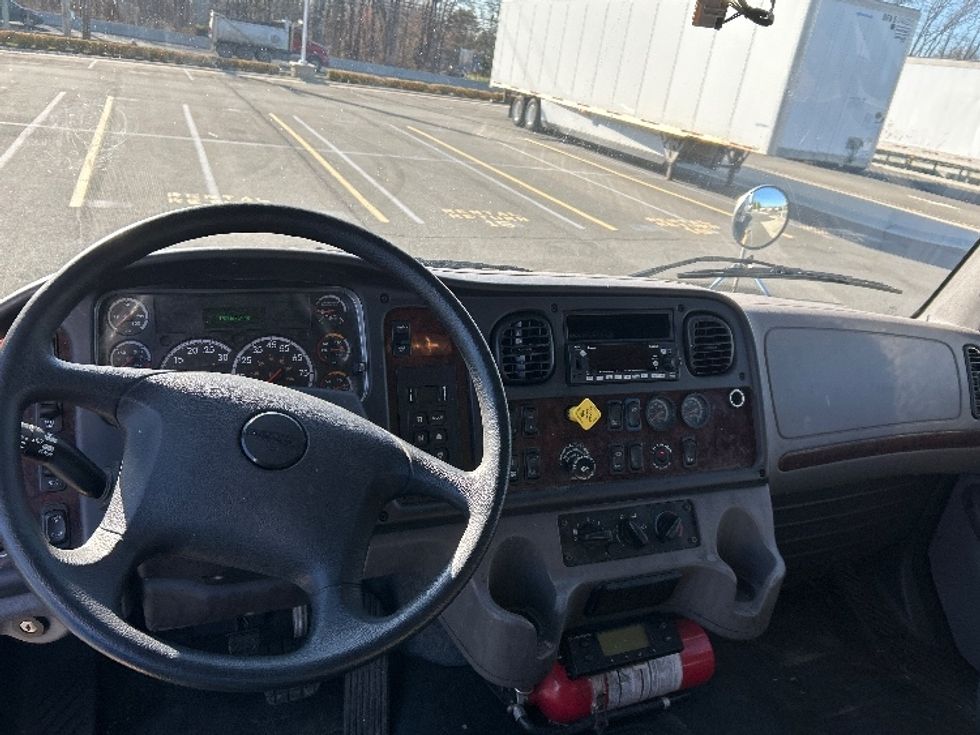 Refrigerated Truck-Light and Medium Duty Trucks-Freightliner-2023-M2-Monmouth Junction-NJ-152,087\n\t\tmiles-$ 92,500 - Image 18