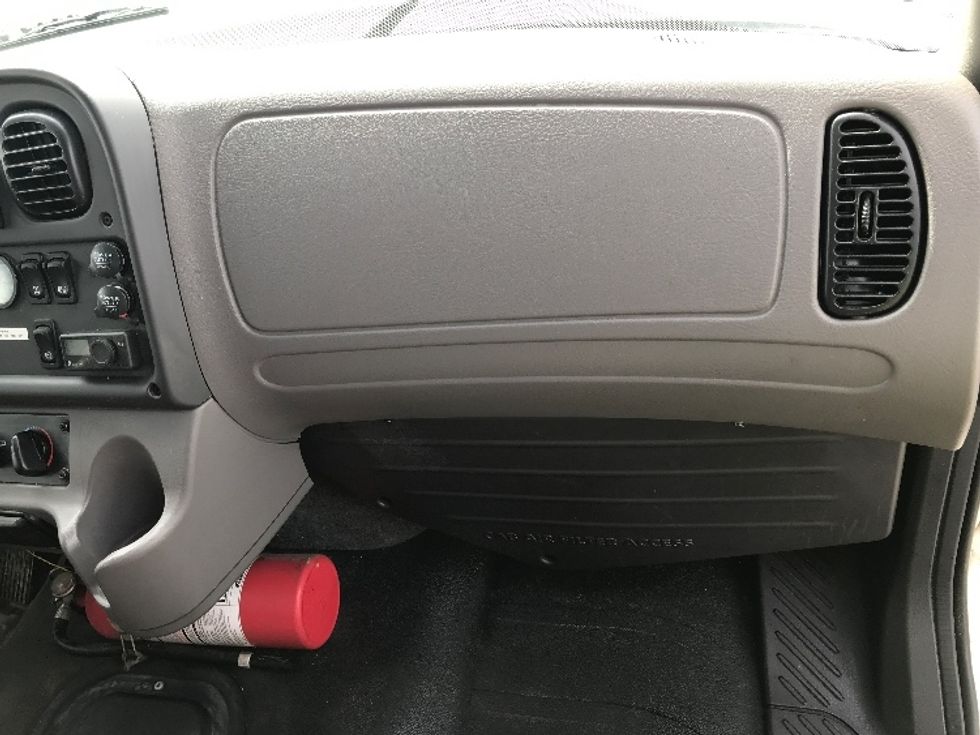 Refrigerated Truck-Light and Medium Duty Trucks-Freightliner-2023-M2-Windsor-WI-187,521\n\t\tmiles-$ 86,500 - Image 21